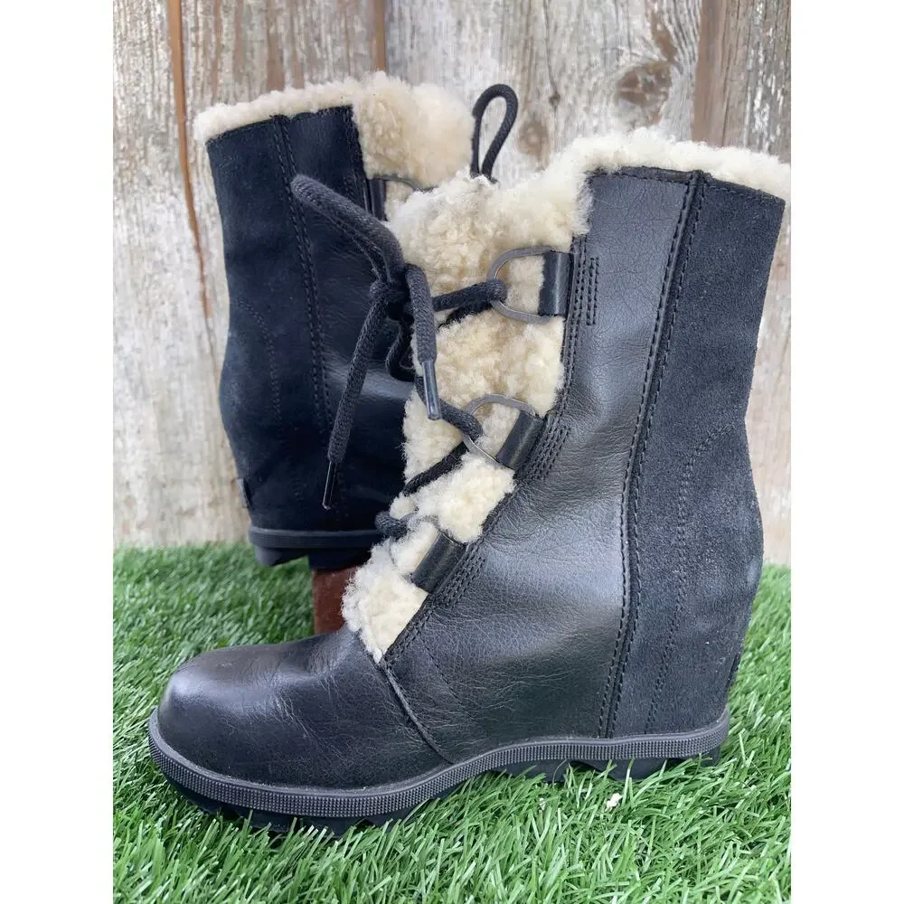 SOREL Joan of Artic III Shearling Wedge Black Leather Lace-Up Women's 6.5